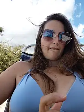 alexdevil92 (G young) - Squirt at the beach+ 5 min