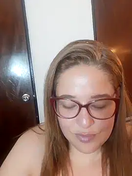 Kataleyamilf69_ webcam