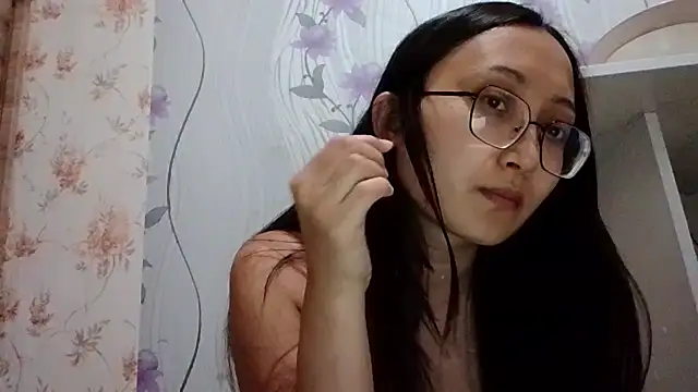 Anna_CaramelDream webcam