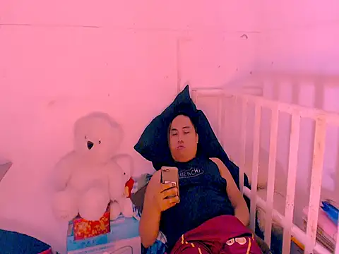 Hardking_69 live cam on StripChat