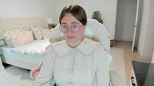 Vika73 🥜 sex chat