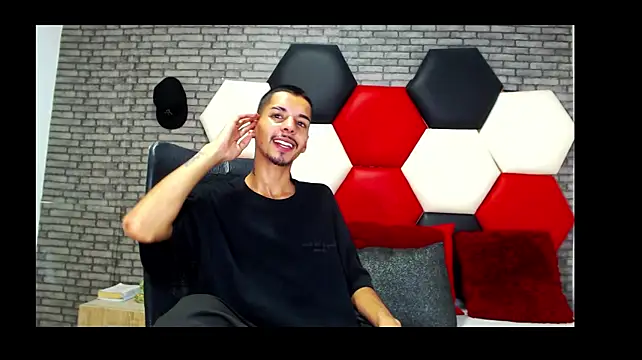 Thristan05 webcam