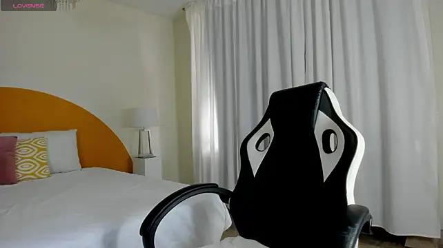 _Emmaa_Queen_ webcam