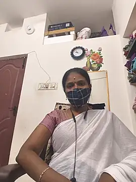 Tamil_Yalini12 webcam