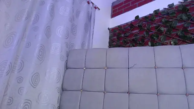 charlotte_brawn webcam