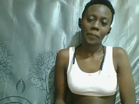Tish_Leylah