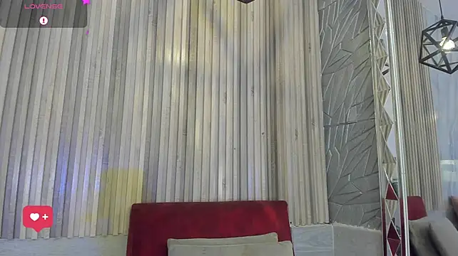 BriannaChelsea webcam