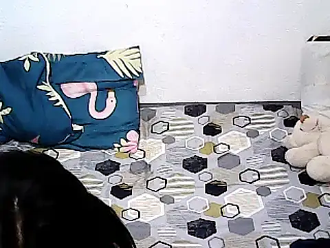 xxhottinybabe live cam on StripChat