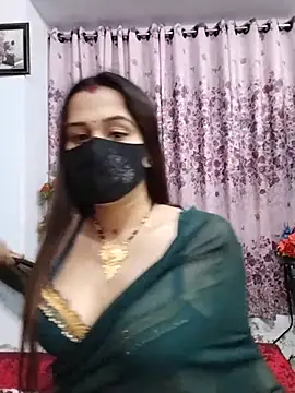 BD_sunny_leone