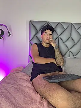aaron_pamela01