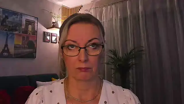 vanessa_chat
