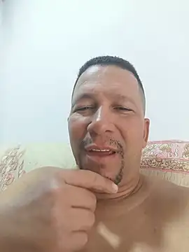 Bigfoda live sex cam