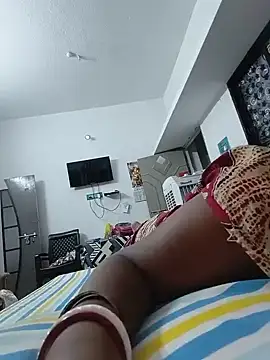 Hot-Tinaa webcam