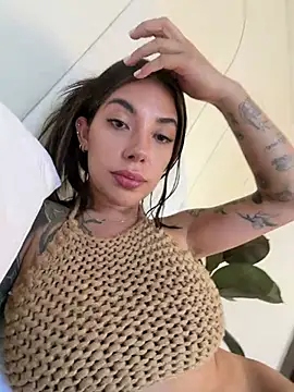karolvegaa webcam