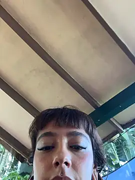 AliceMrtnz webcam