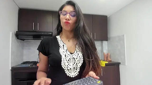 Luna_Dumont webcam