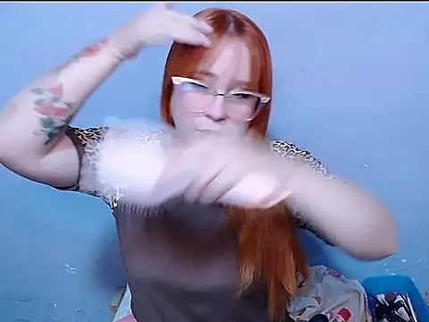 SubLayla01 webcam