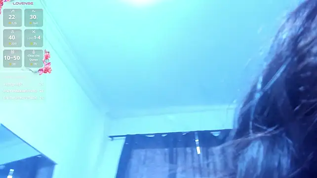 MARA_THOMPSONN webcam