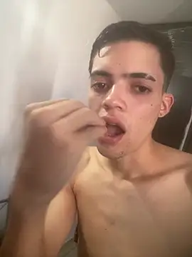 Latinos_2001 webcam