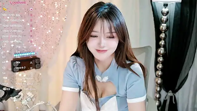 Yiluo95 webcam