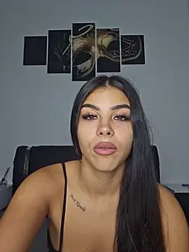 Crissdesire webcam