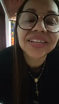 Ladymilf12 webcam