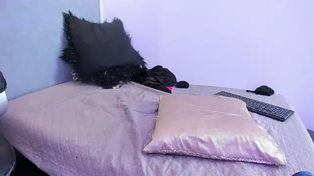 Kata_Millerr webcam