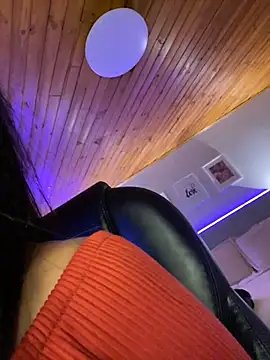 Peachy_pink18 webcam