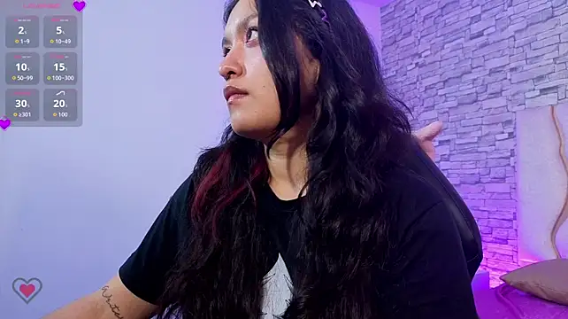 oliviapearl_tay webcam