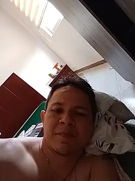DanteRojasLive webcam