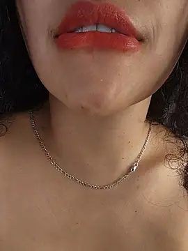 Lucy_Marin webcam