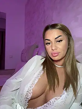 KirstieVegas webcam