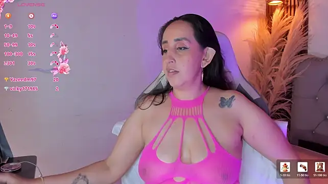 Jadde_hamad live cam on StripChat