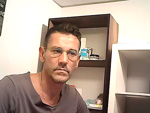 mastercharisma35 webcam