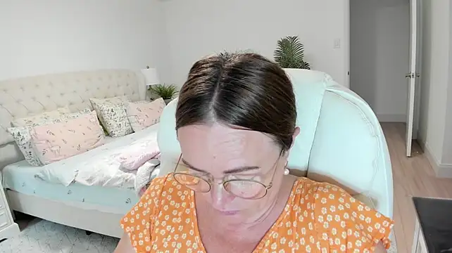 Vika73 webcam