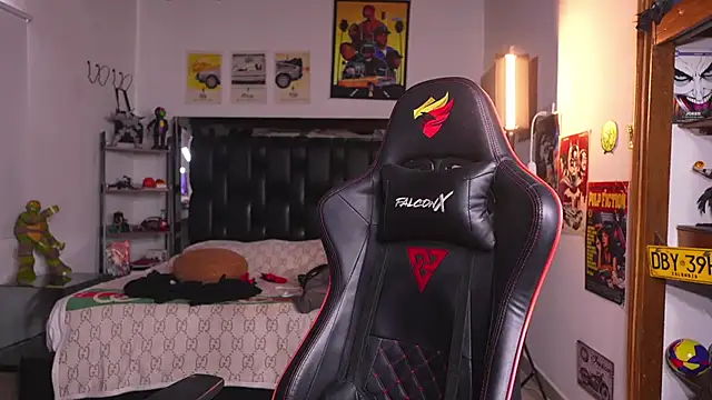 logan_hugh8