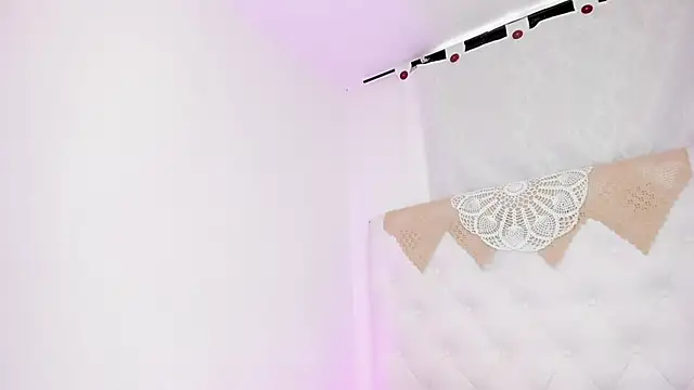 crystal_watson0 live cam on StripChat