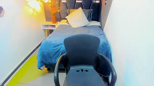 Chantal_fox__