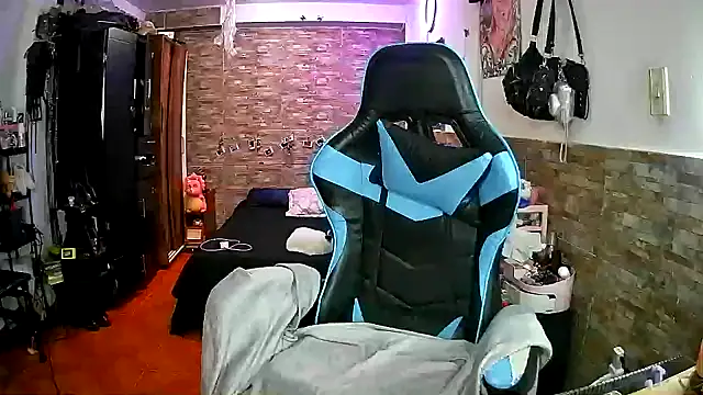 AngelaQueen_
