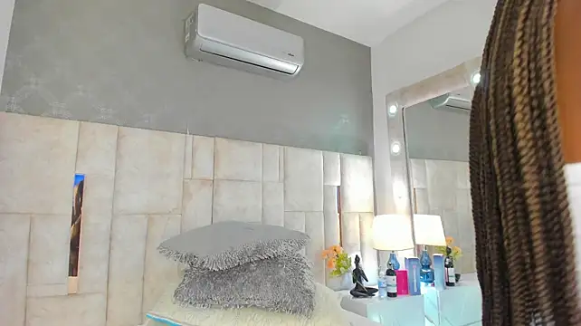 IsisBrown_ webcam