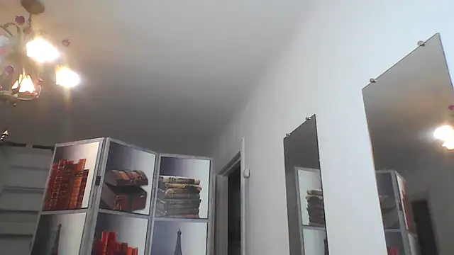 Selena_Moo webcam