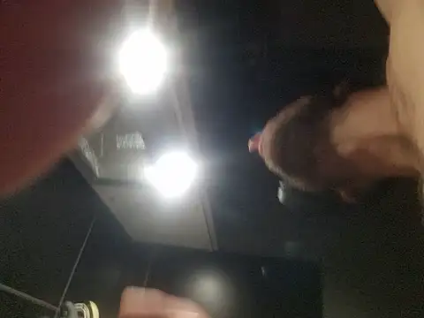 Mikemilflover webcam