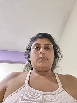 AlyDenalioficial webcam