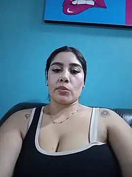 ThyaraJhons webcam