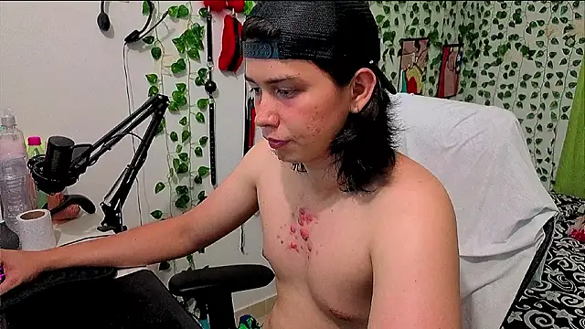 Andy_gray live cam on StripChat