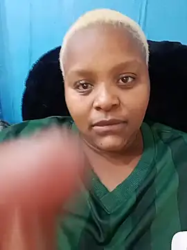 ChoklitBerryXX live cam on StripChat