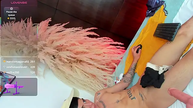 lukasstrong_ webcam