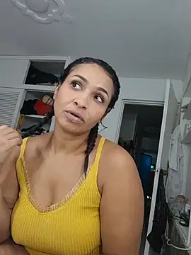 mell0102 webcam