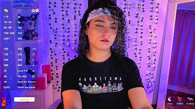 derek_greyy__ webcam