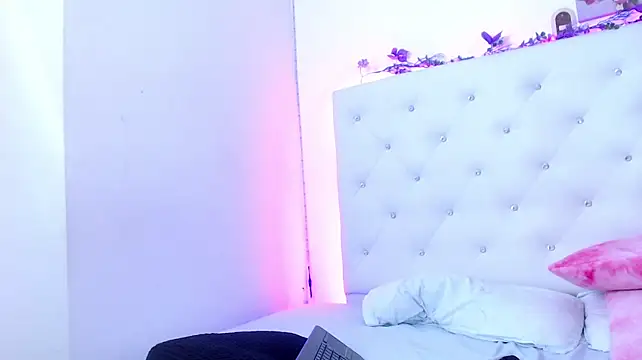 helena690 webcam